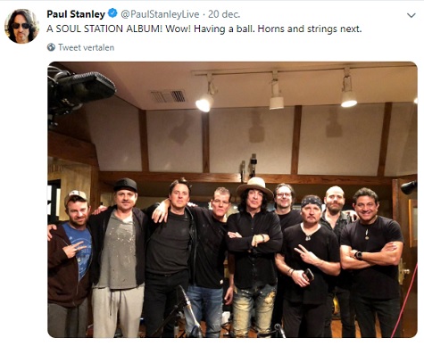 https://twitter.com/PaulStanleyLive